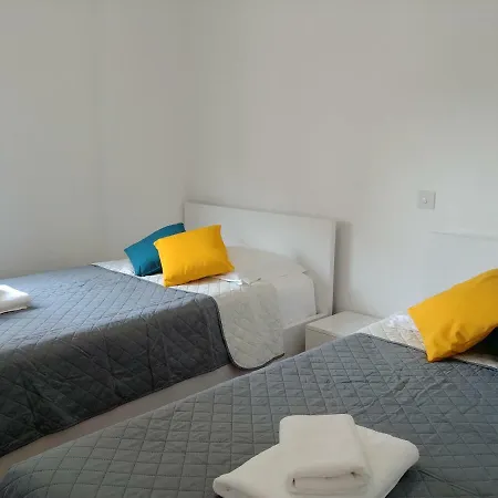 Glafkos House 735 * לימסול